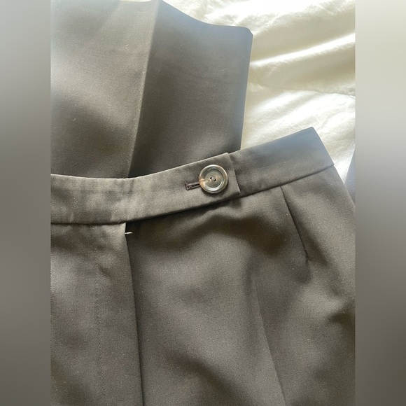 AKRIS tapered black slacks size 12 - Picture 2 of 8